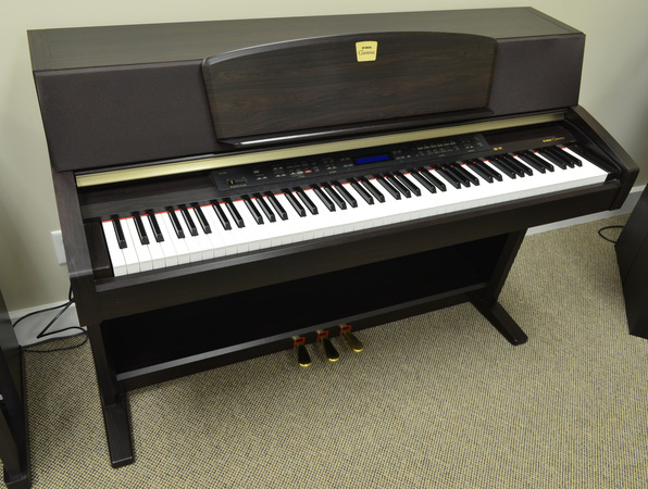 2002 Yamaha Clavinova CLP-970A - Digital Pianos